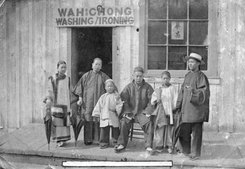 848f1b40-be96-4343-91ec-1390d024d43c-A41417_141 Early Chinese Immigrants living in Canada
